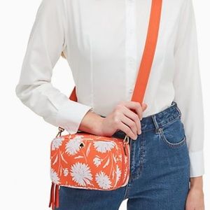 BLACK Kate Spade ♠️ crossbody/camera bag